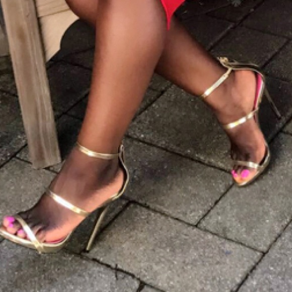 Gold strappy heels - Picture 2 of 4